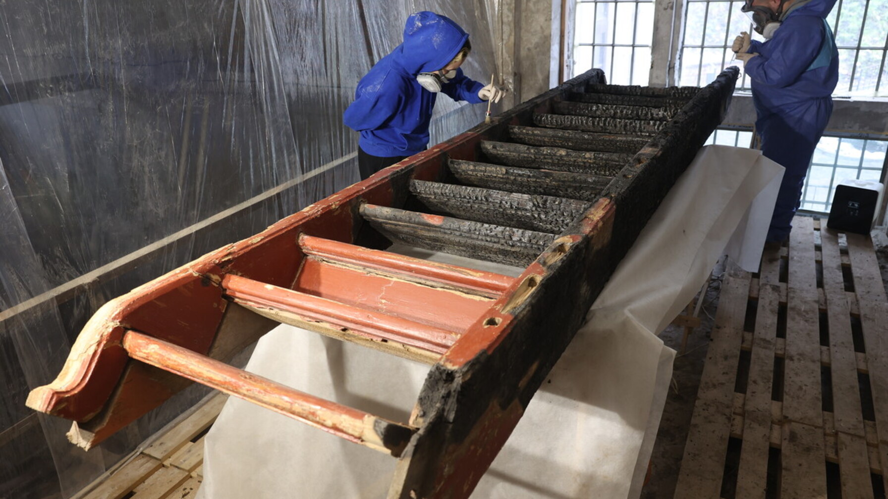 У Львові врятували унікальні сходи з музею Романа Шухевича