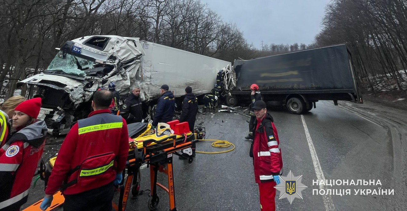 Внаслідок аварії у Пасіках-Зубрицьких загинув водій вантажівки