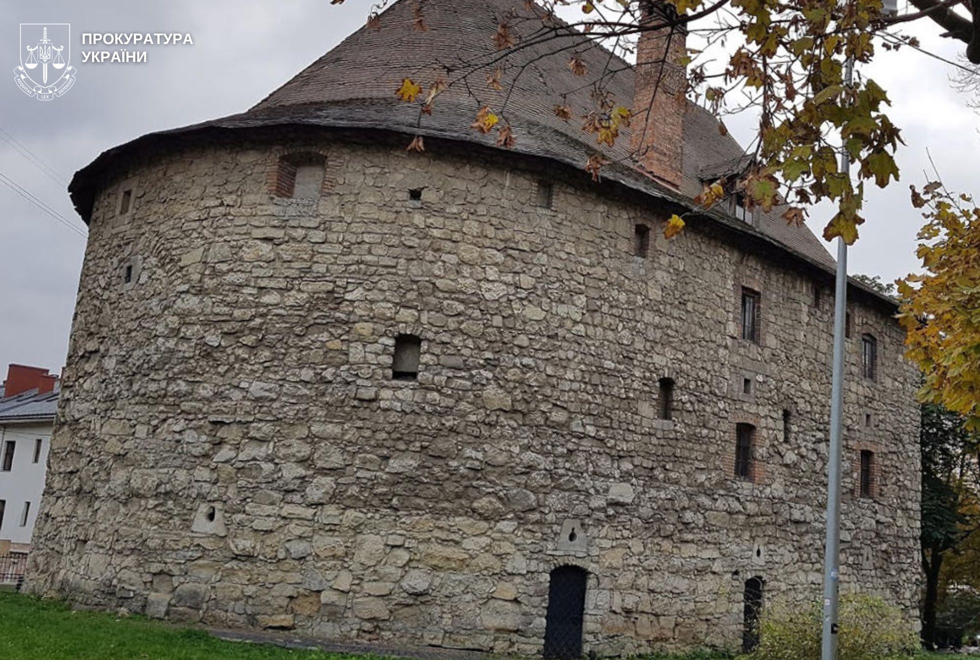 Порохову вежу у центрі Львова повернуть у власність облради: рішення суду