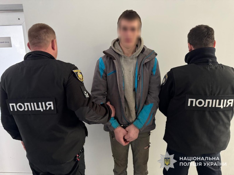 На Самбірщині 22-річний чоловік викрав автомобіль: його затримали