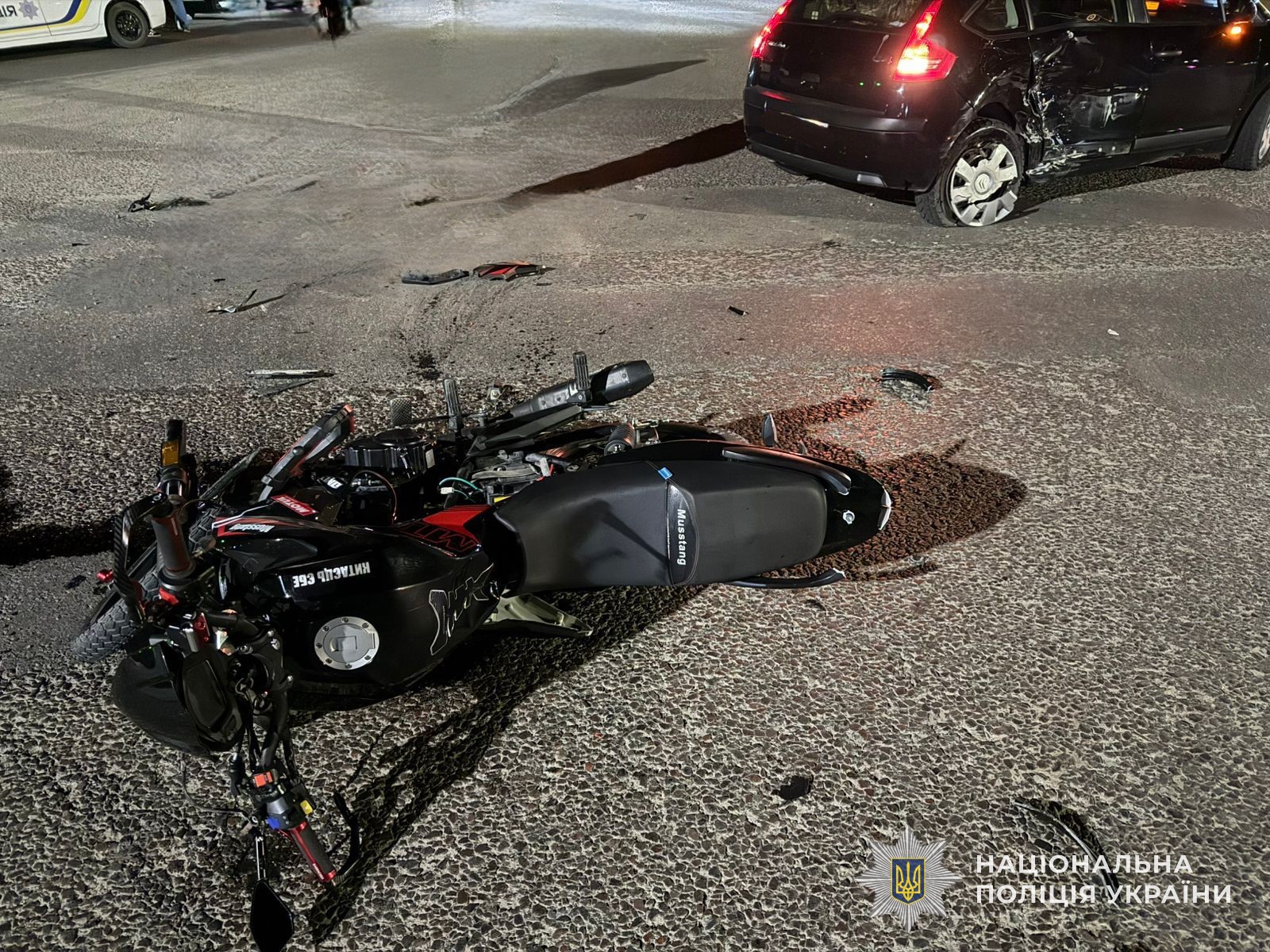 У Новояворівську сталася ДТП за участі мотоцикла та авто: є травмовані