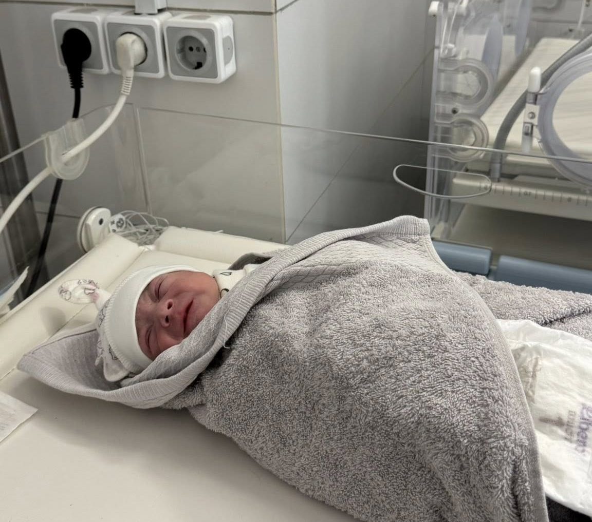 Двоє дітей народилися в укритті львівської лікарні під час масованої атаки