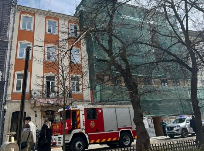 В центрі Львова спалахнула пожежа