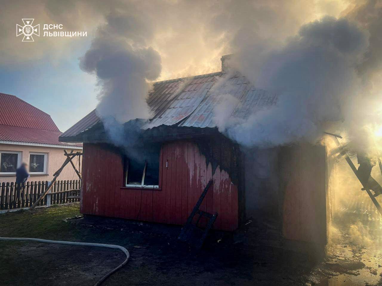 У Львівському районі під час пожежі в будинку загинув чоловік
