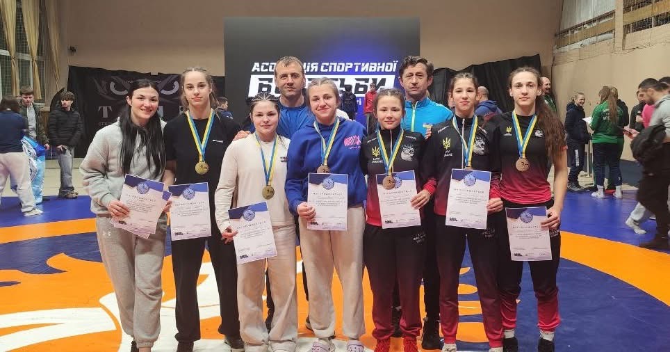 Борці та борчині з Львівщини здобули 18 нагород на чемпіонаті України