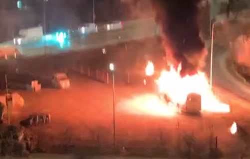 Вибух у Львові: на стоянці загорівся автобус (ВІДЕО)