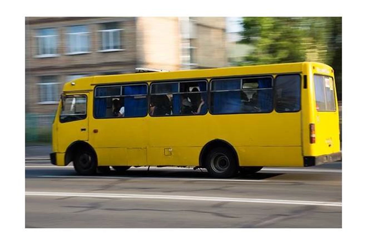 На Львівщині з квітня подорожчає проїзд в автобусах: перевізники готуються підвищити тарифи