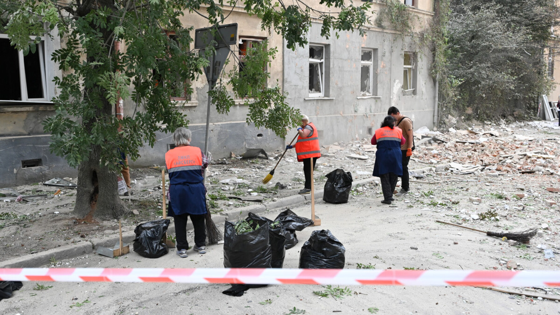 У Львові наступного тижня обиратимуть найкращого двірника