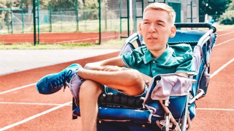 Підозрюваний у шахрайстві львів’янин Назарій Гусаков повернувся в Україну: йому змінили підозру