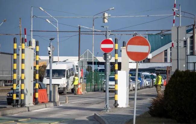 На одному із пунктів пропуску на Львівщині можливі зміни у русі авто: деталі