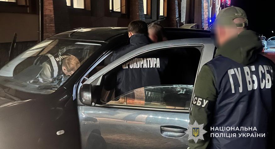 На Львівщині судитимуть групу осіб, яка за 23 тисячі доларів переправляла ухилянтів за кордон