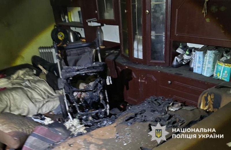 Залишила дітей самих: на Львівщині судитимуть 31-річну жінку