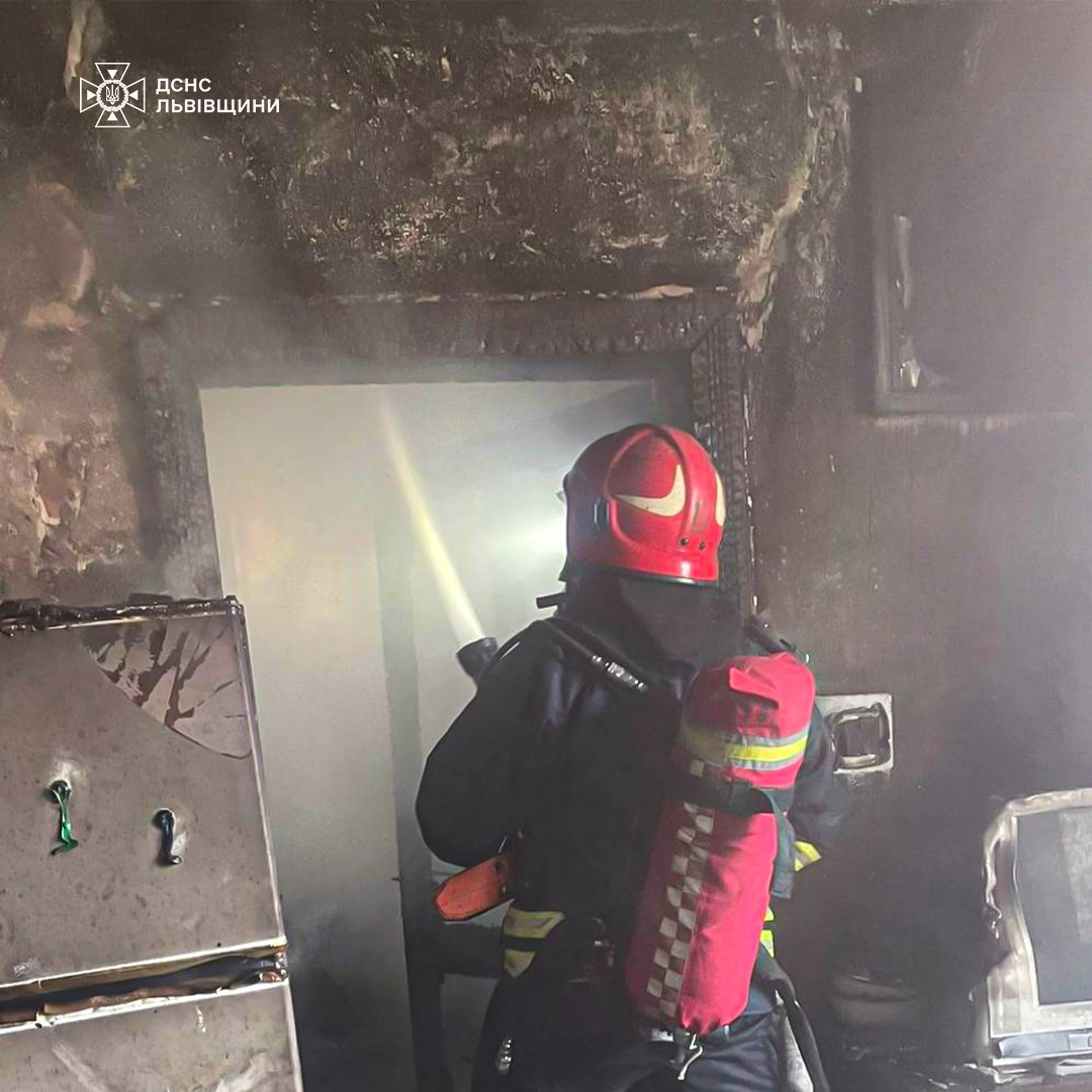 Смертельна пожежа на Львівщині: у власному будинку загинуло літнє подружжя