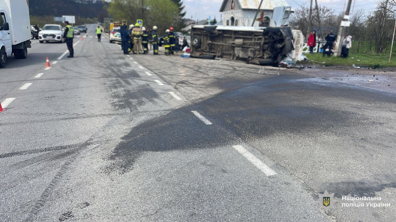 Смертельна ДТП на Прикарпатті: загинув водій маршрутки «Івано-Франківськ — Львів»
