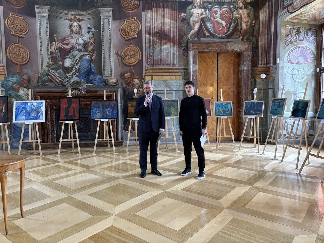 Львівський студент Артур Котик показав у Празі виставку про війну