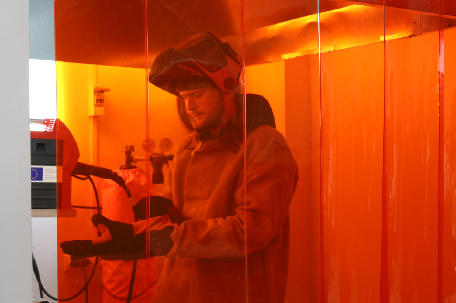 У Золочеві відкрили центр для навчання електрогазозварників за понад 6 млн грн