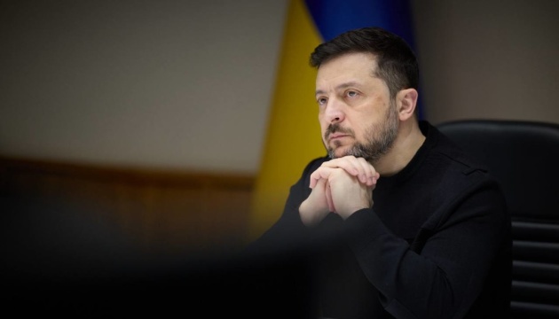 «Україна дотримуватиметься режиму тиші та відповідатиме лише дзеркально»: Володимир Зеленський про «великоднє перемир’я»