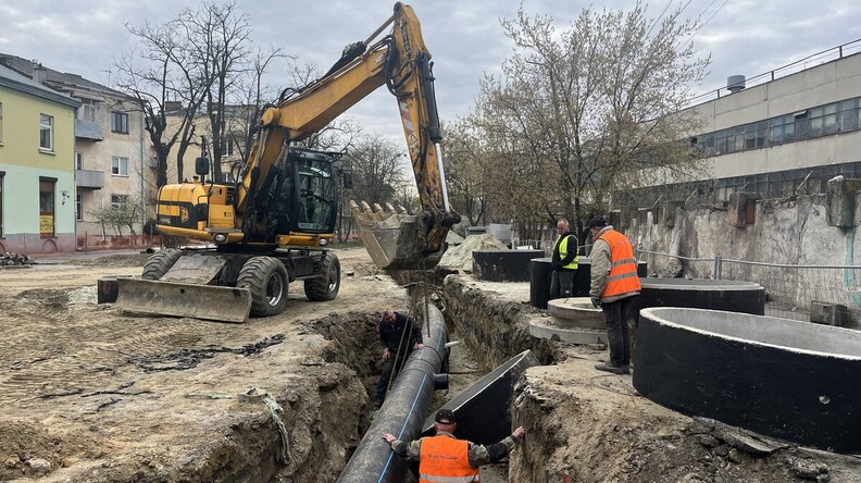 У Львові триває ремонт однієї з найаварійніших вулиць міста