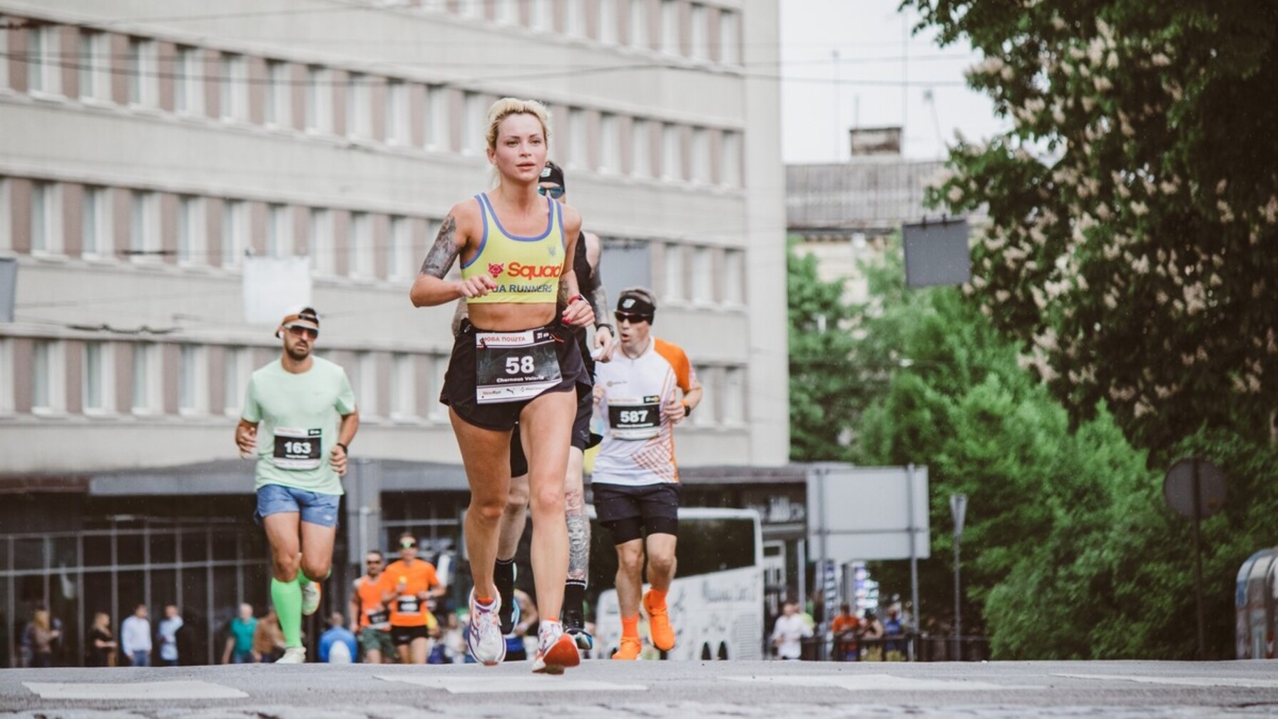 На вихідних кілька вулиць Львова перекриють через масштабний спортивний напівмарафон