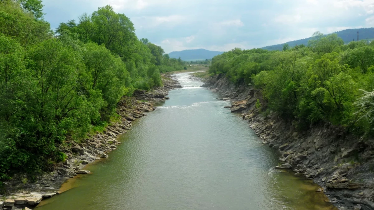 На Самбірщині візьмуться за берегоукріплення після паводку ще 2020 року