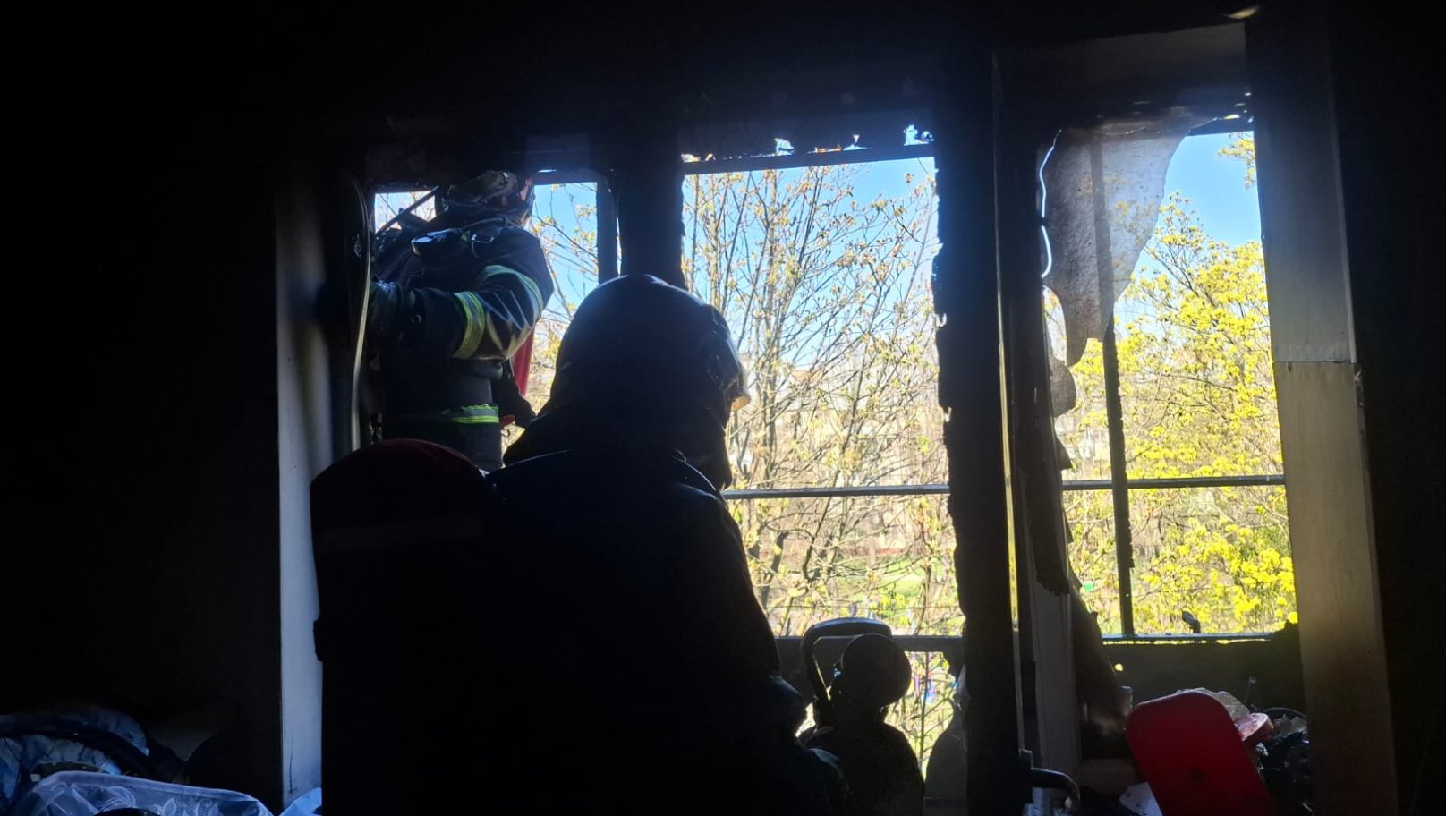 Через дитячі ігри із запальничкою сталася пожежа у квартирі на Виговського