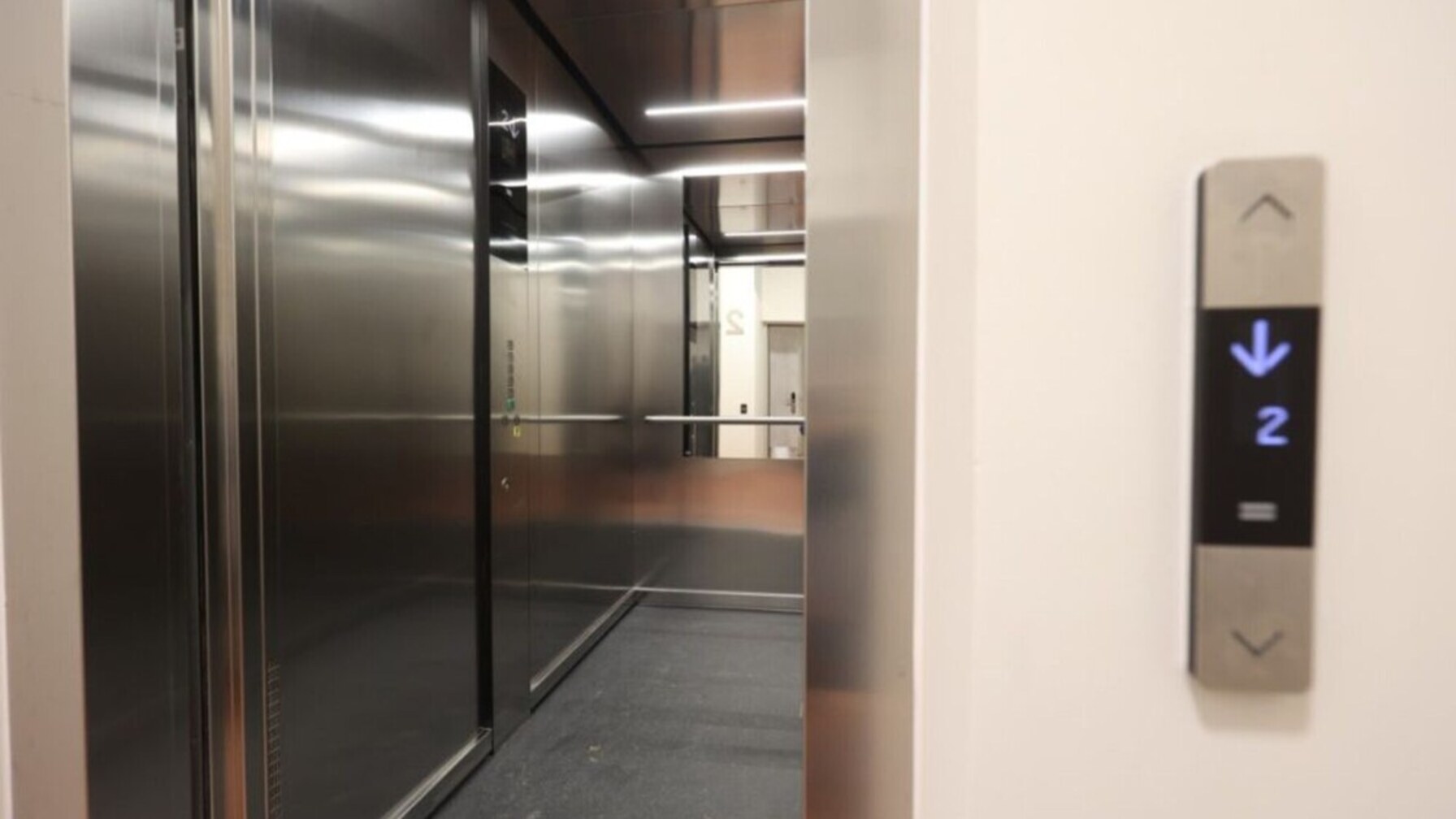 У Львові через графіки відключення електроенергії почастішали застрягання у ліфтах: алгоритм дій