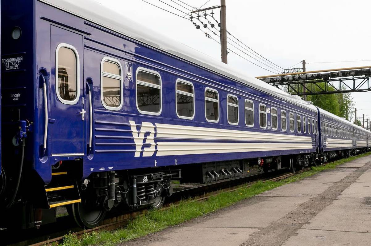 Два популярні поїзди зі Львова курсуватимуть щодня через зростання попиту