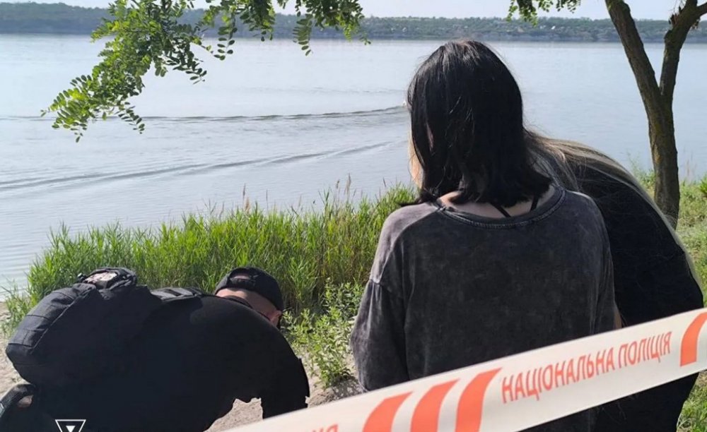 В озері на Золочівщині потонула 17- річна дівчина