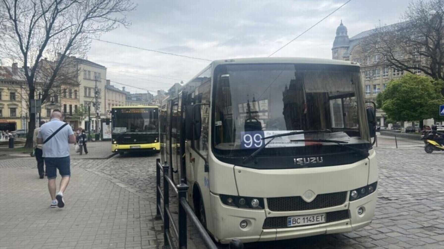У суботу та неділю до Шевченківського гаю курсуватиме автобус