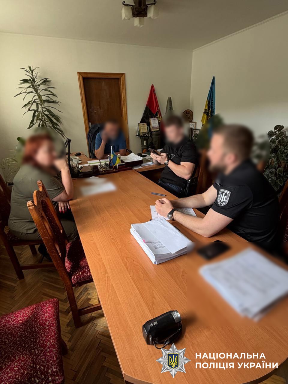 Посадовцям лісгоспу повідомили про підозру за масштабне знищення понад 20 тисяч дерев у Карпатських лісах