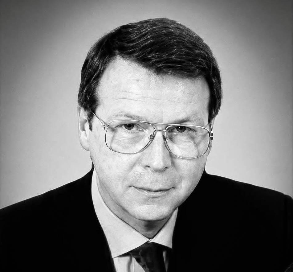 Помер народний депутат трьох скликань та ексвіцепрем’єр-міністр України Сергій Осика