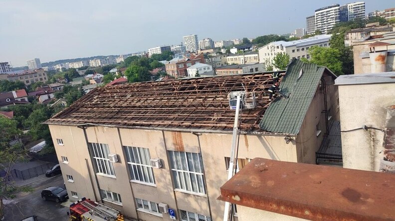 На відновлення будівлі Шевченківської адміністрації треба понад 4 млн грн