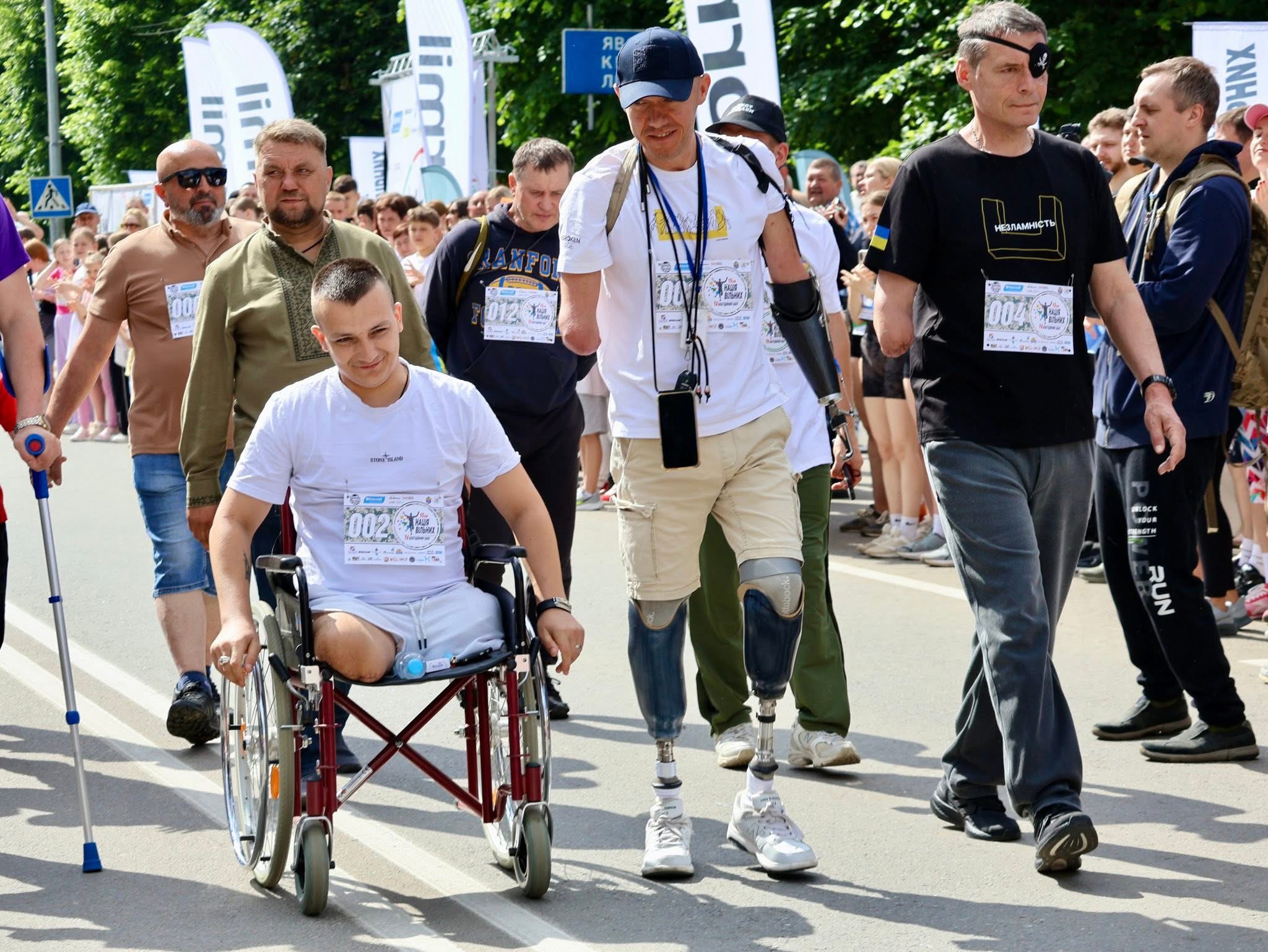 У Новояворівську під час забігу «Нація Вільних» зібрали 650 тисяч гривень для реабілітаційного відділення лікарні