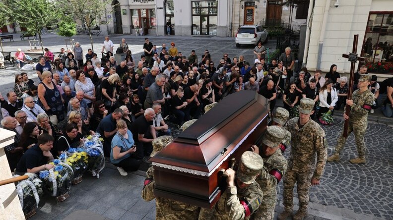 Львів сьогодні попрощається з двома полеглими на війні Героями