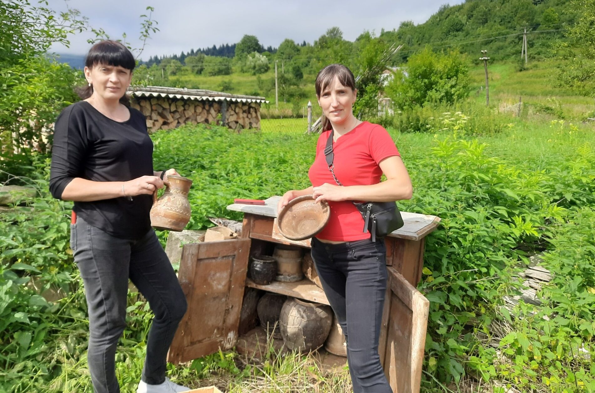 Мешканці трьох сіл передали заповіднику «Тустань» цінні історичні предмети