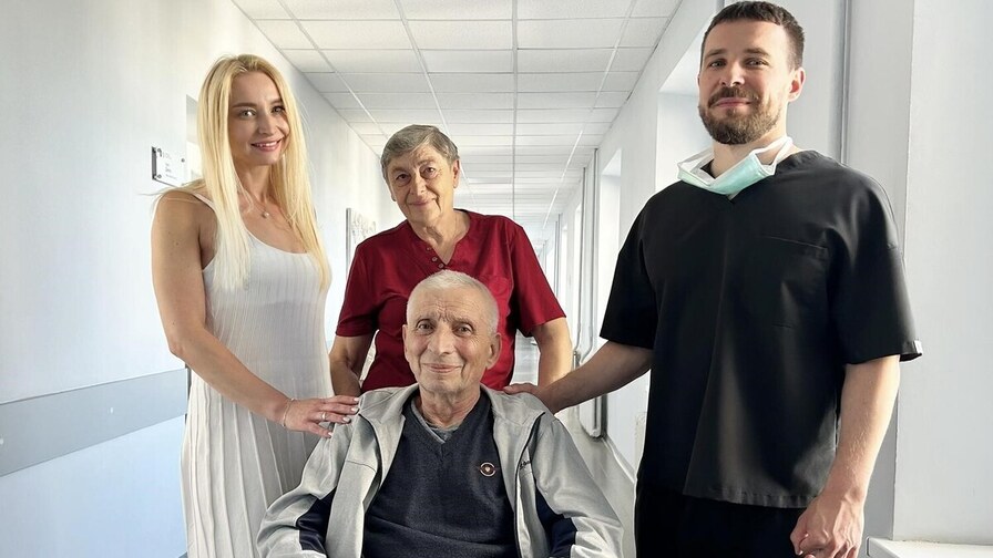 Шість місяців боротьби: львівські лікарі допомогли 69-річному тернополянину відновитися після ракетної атаки