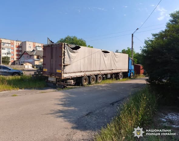 У Стрию 23-річного чоловіка підозрюють у підпалі вантажівки