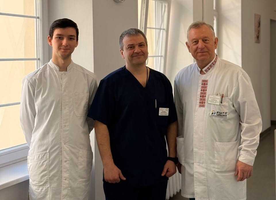 Львівські лікарі повернули 8-річному хлопчику можливість самостійно ходити