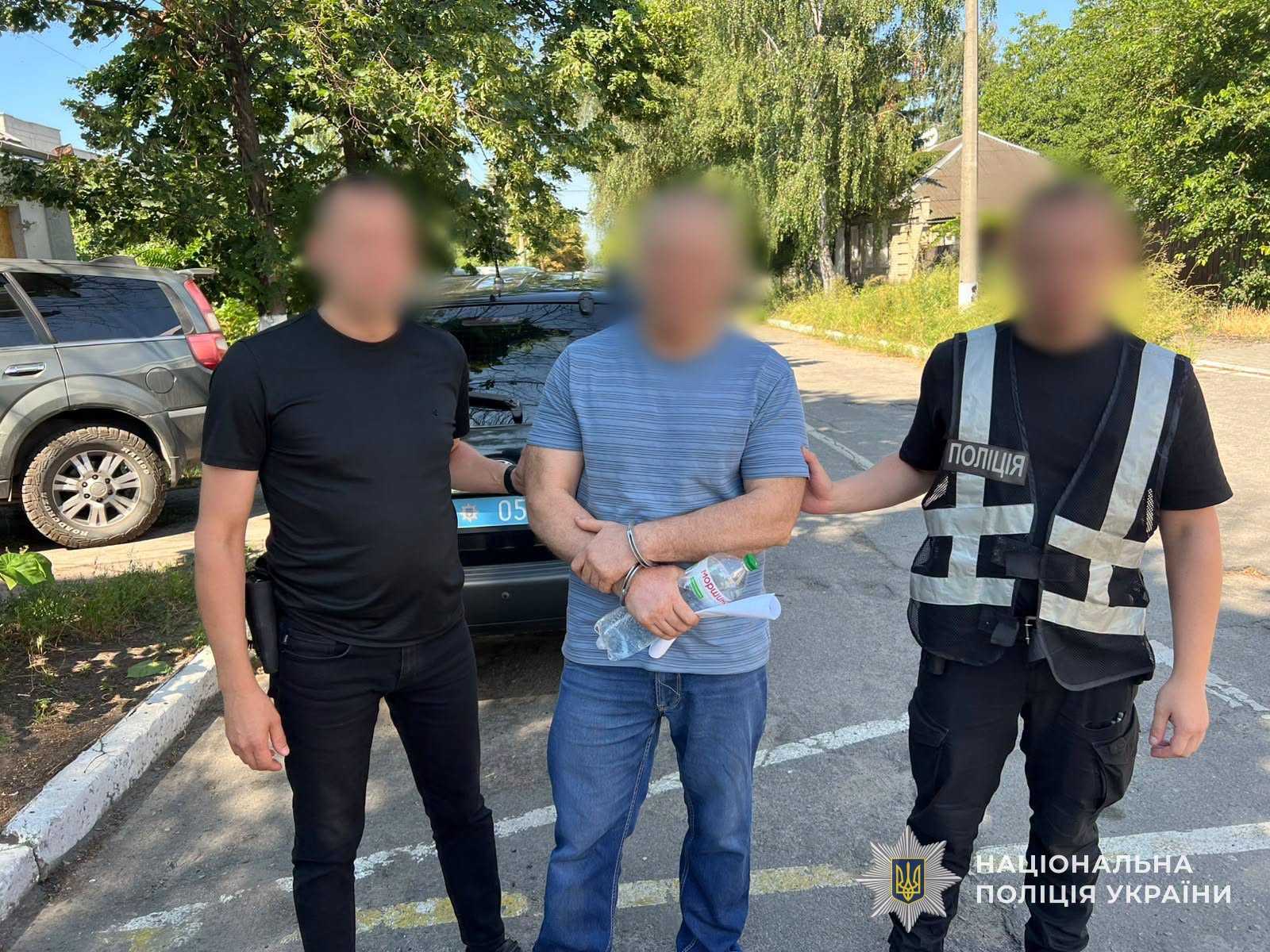 Продавав зброю поштою по всій Україні: на Львівщині затримали 51-річного чоловіка