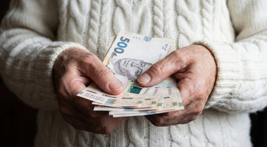 Понад 4,4 млрд грн уже спрямували на виплату липневих пенсій на Львівщині