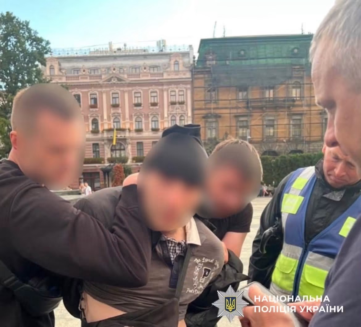 У Львові на мітингу затримали 32-річного мешканця Новояворівська з ножем: деталі інциденту