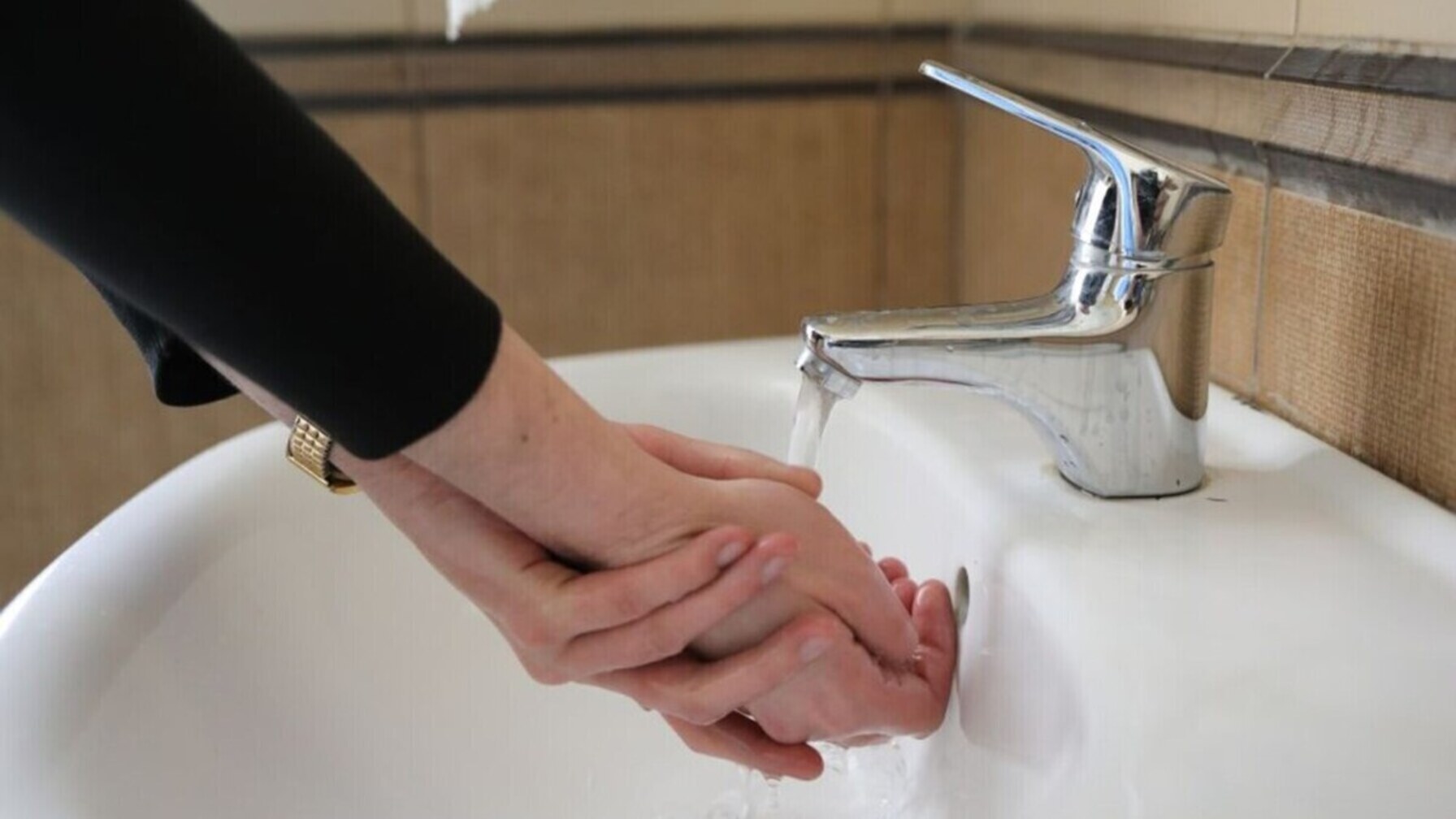 Львівтеплоенерго відновлює подачу гарячої води у Залізничному районі