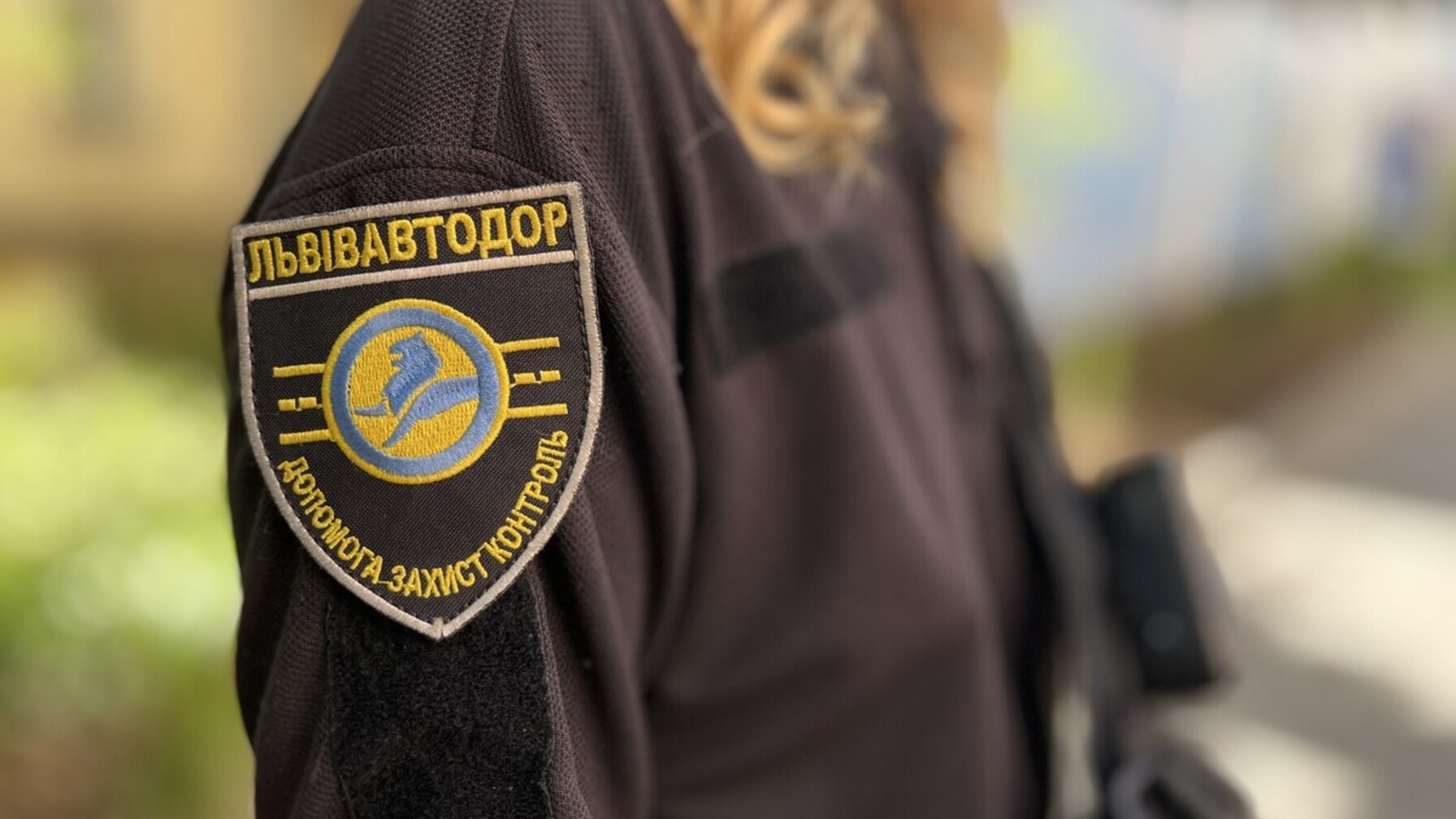 У Львові контролери допомогли чоловіку з ознаками епілептичного нападу