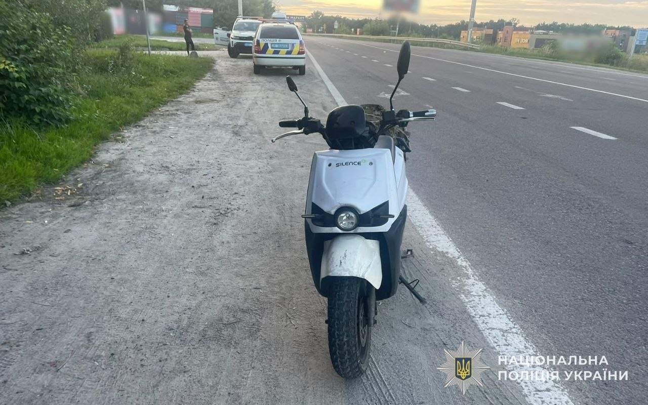 У Львівському районі внаслідок наїзду скутера травмувалася 11-річна дівчинка