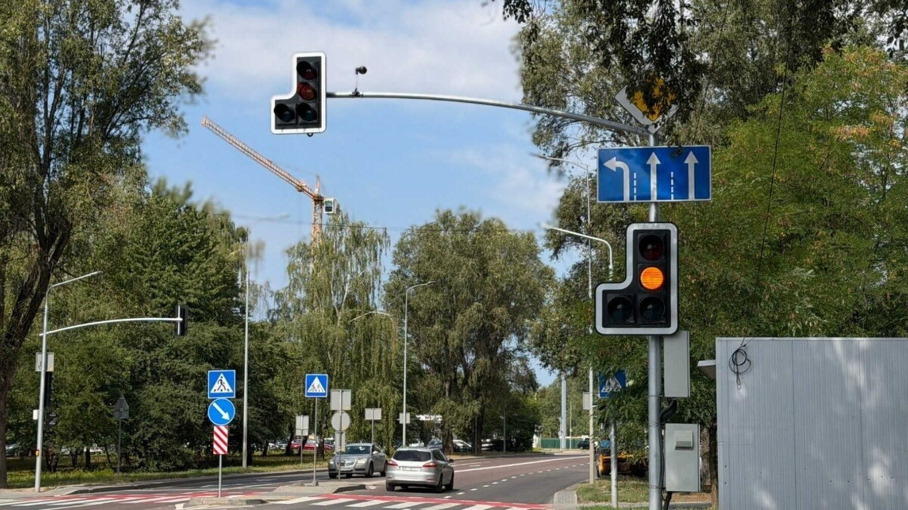 Нові світлофори на вул. Шевченка у мікрорайоні Рясне невдовзі запрацюють: що відомо