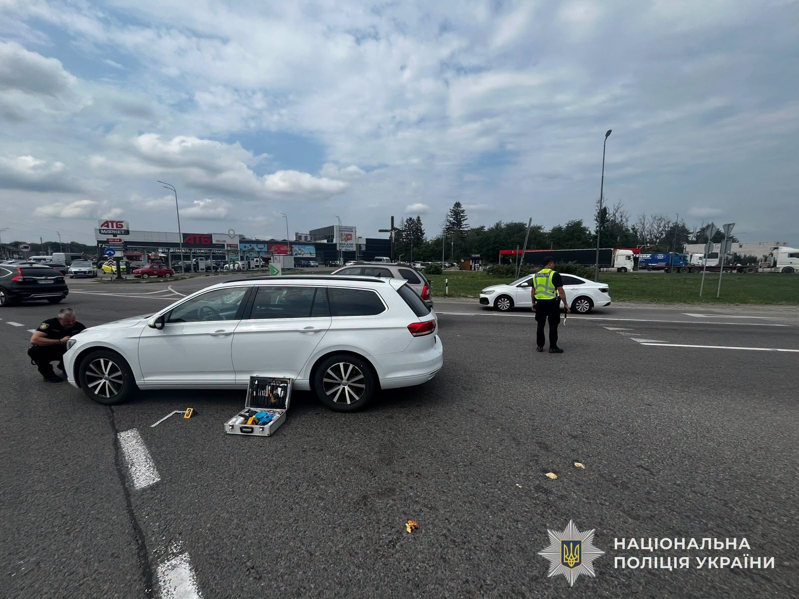 У Стрию внаслідок наїзду автомобіля травмувалися два пішоходи