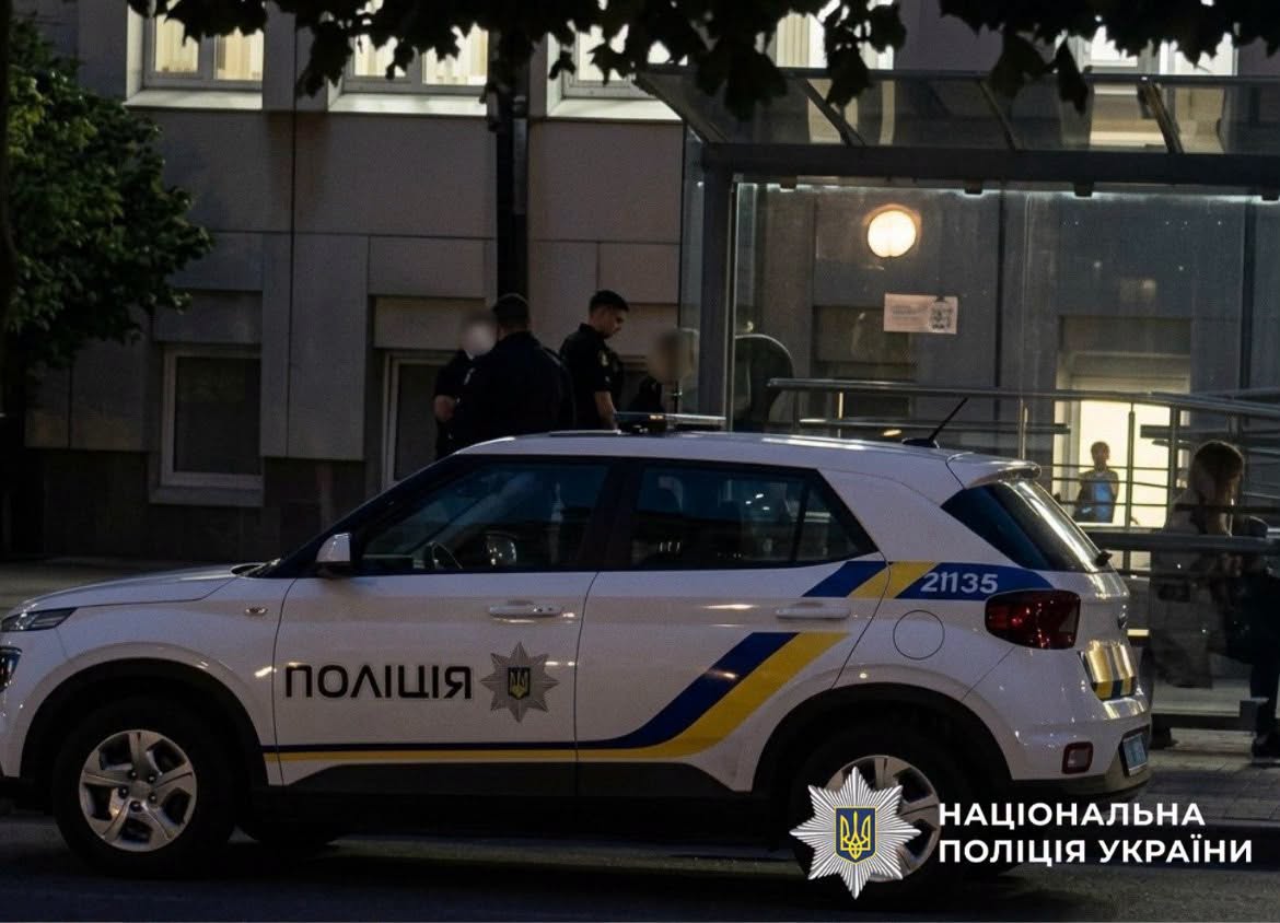 У Львові 15-річна дівчина побила трьох людей на вулиці Рубчака: поліція встановлює обставини події