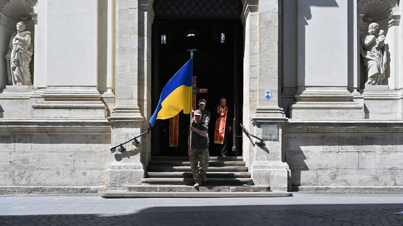 Львів сьогодні попрощається із Захисниками Назарієм Милькусом та Олексієм Кротом